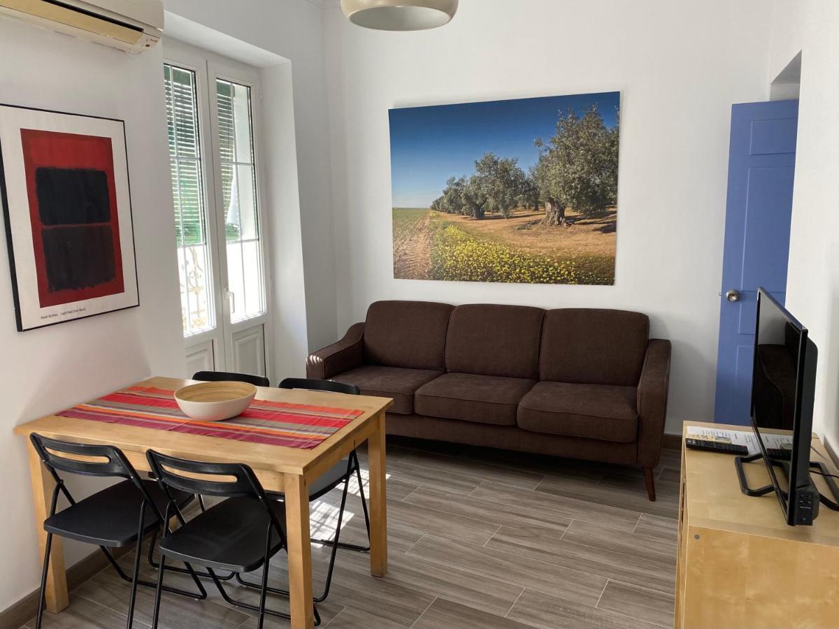 Apartamento Imperial Sevilla City Center Екстер'єр фото