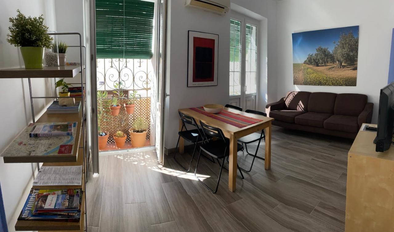Apartamento Imperial Sevilla City Center Екстер'єр фото